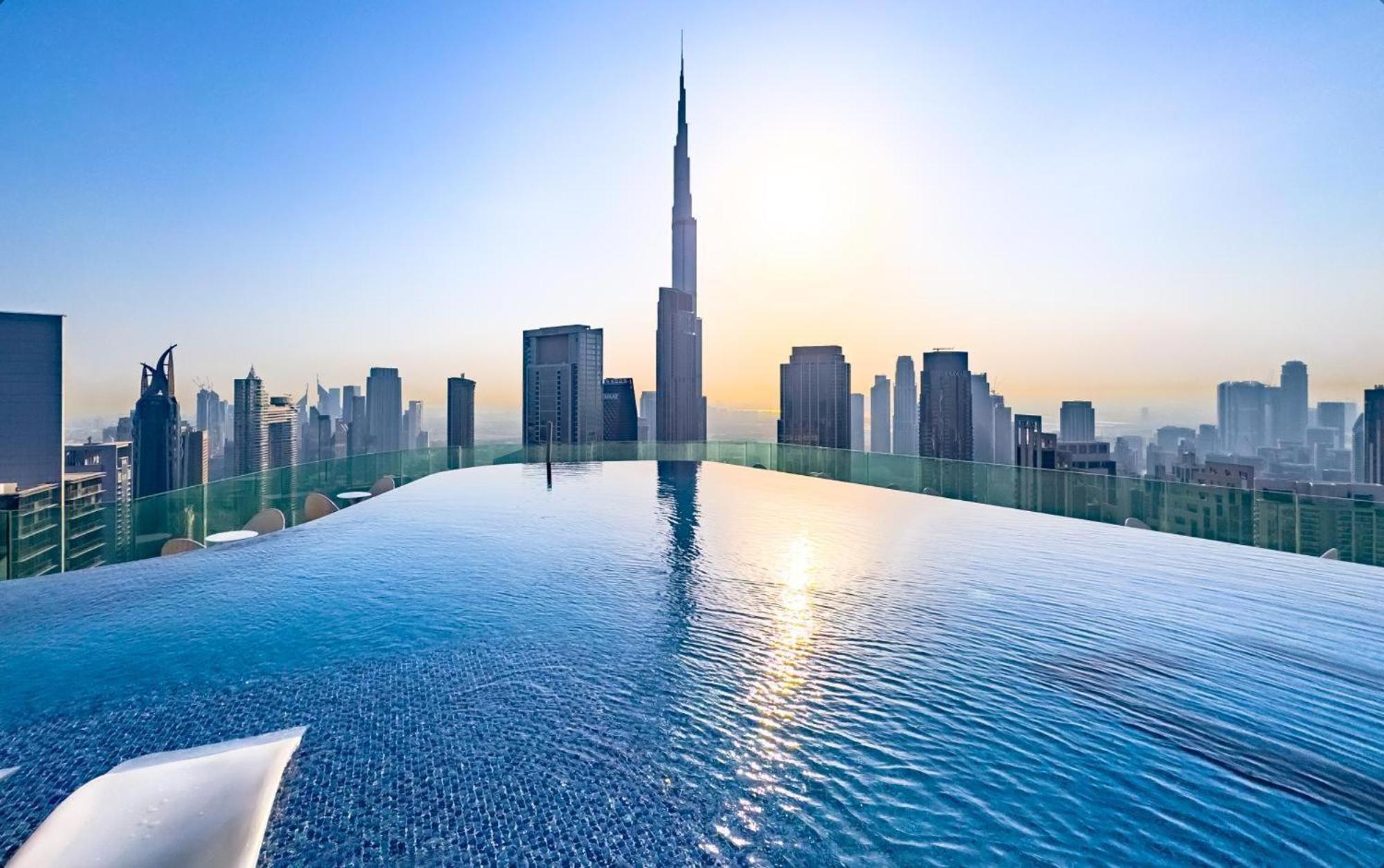 Paramount Tower Hotel And Residences With Infinity Sky Pool ドバイ エクステリア 写真