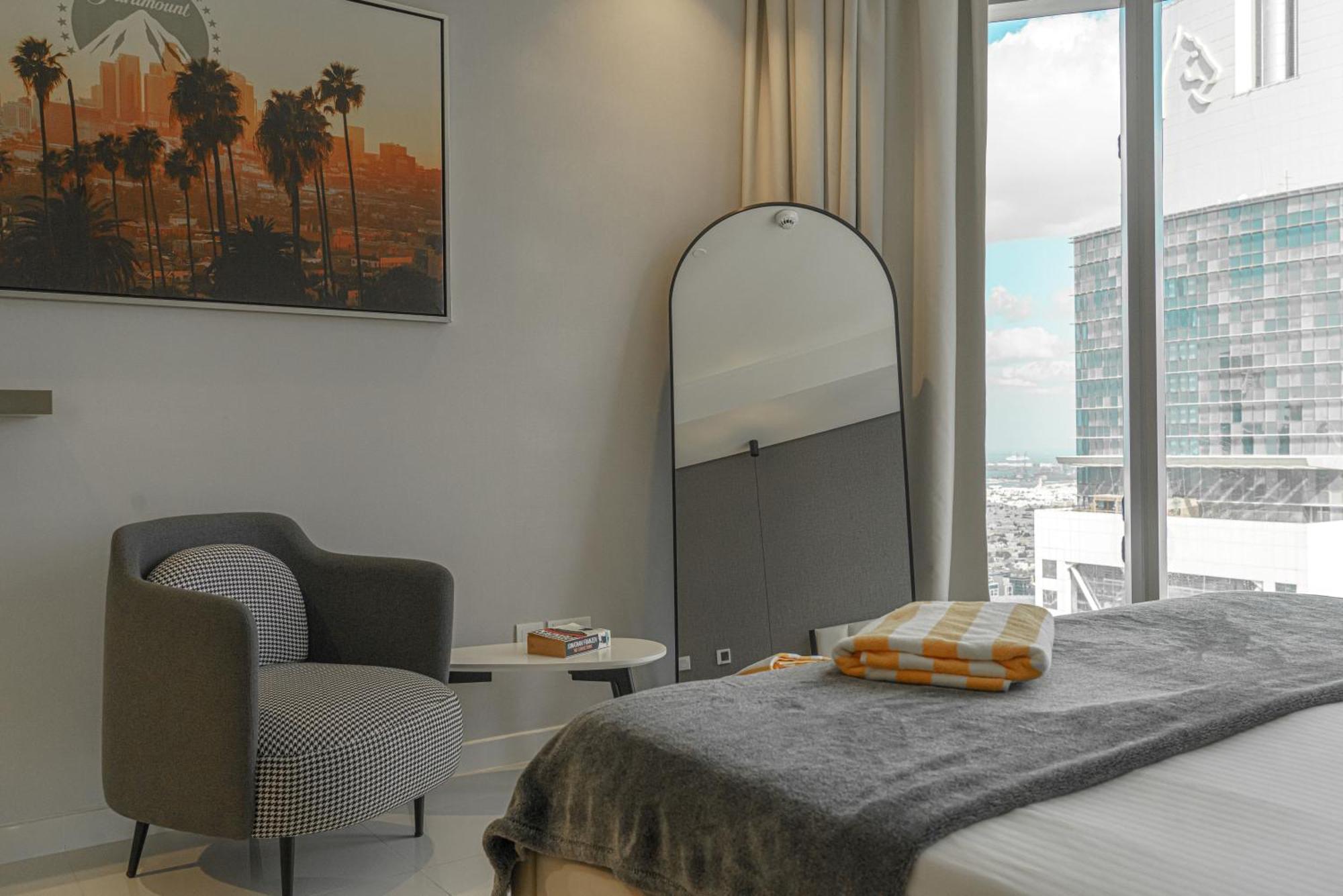 Paramount Tower Hotel And Residences With Infinity Sky Pool ドバイ エクステリア 写真